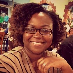 Meet your Posher, Alissa